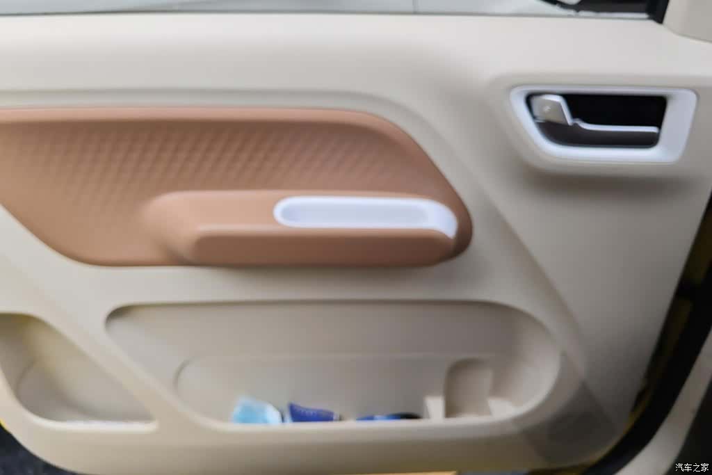 Wuling MINIEV, 2025 7