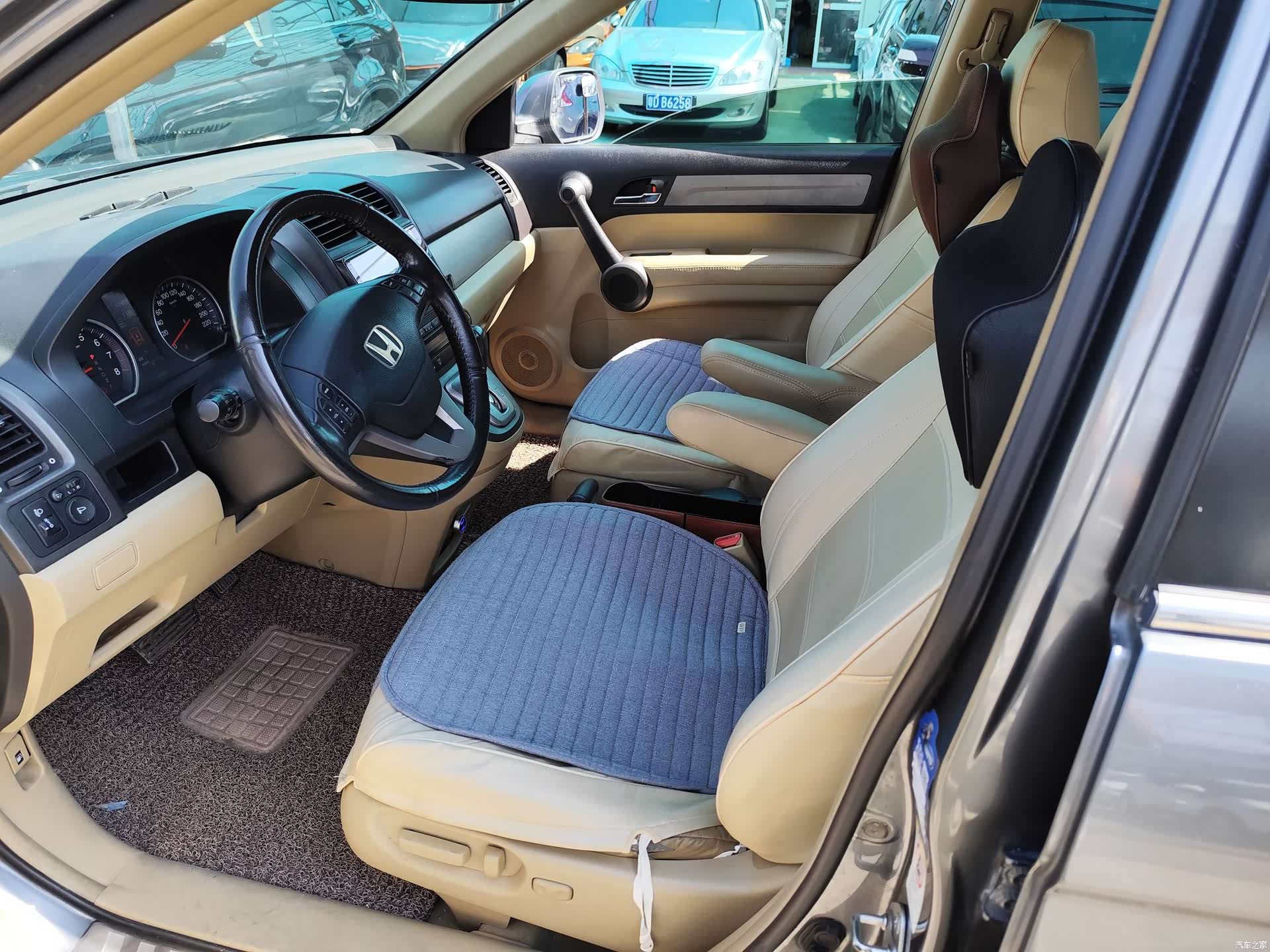 Honda CR-V, 2011 4