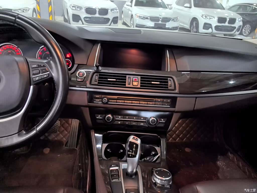 BMW 5 Series, 2017 13