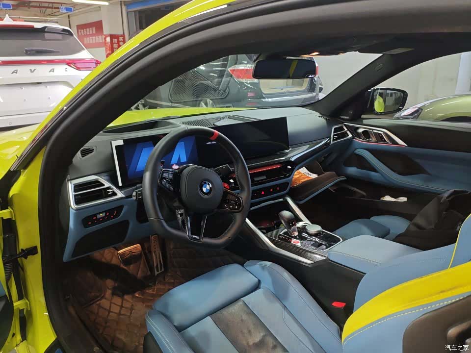BMW M4, 2025 все фото