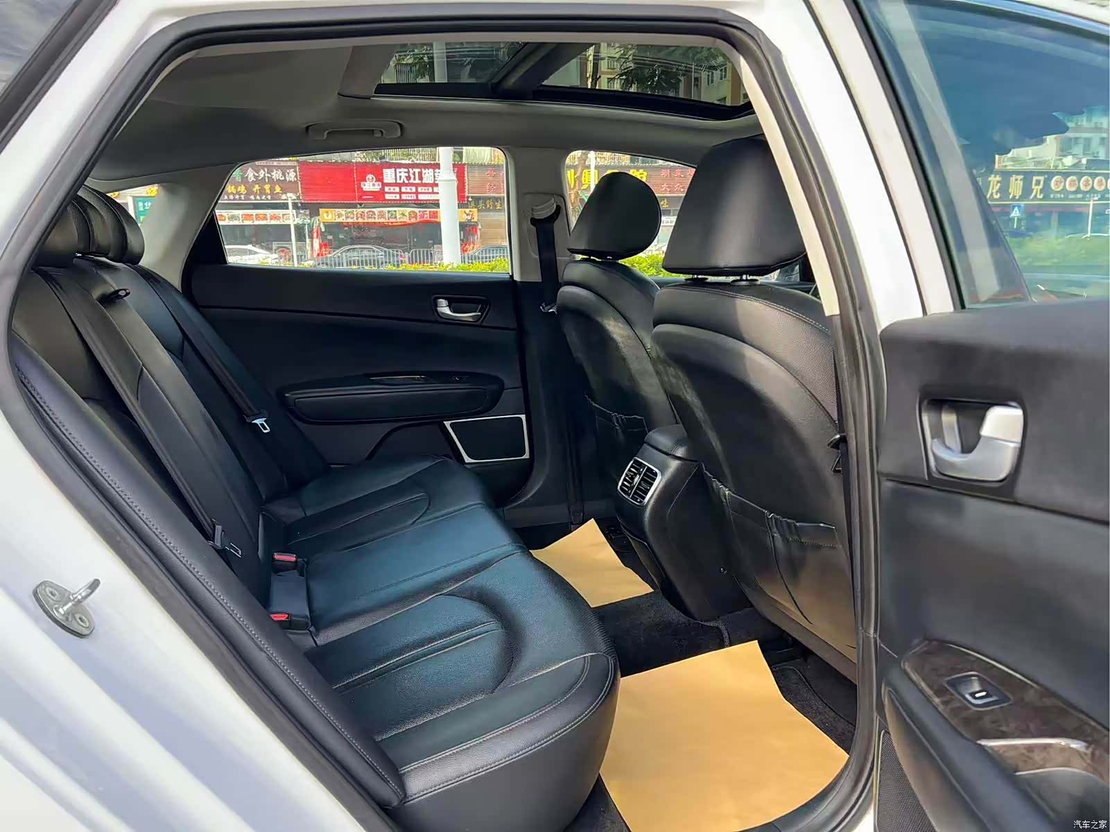 Kia K5, 2017 12