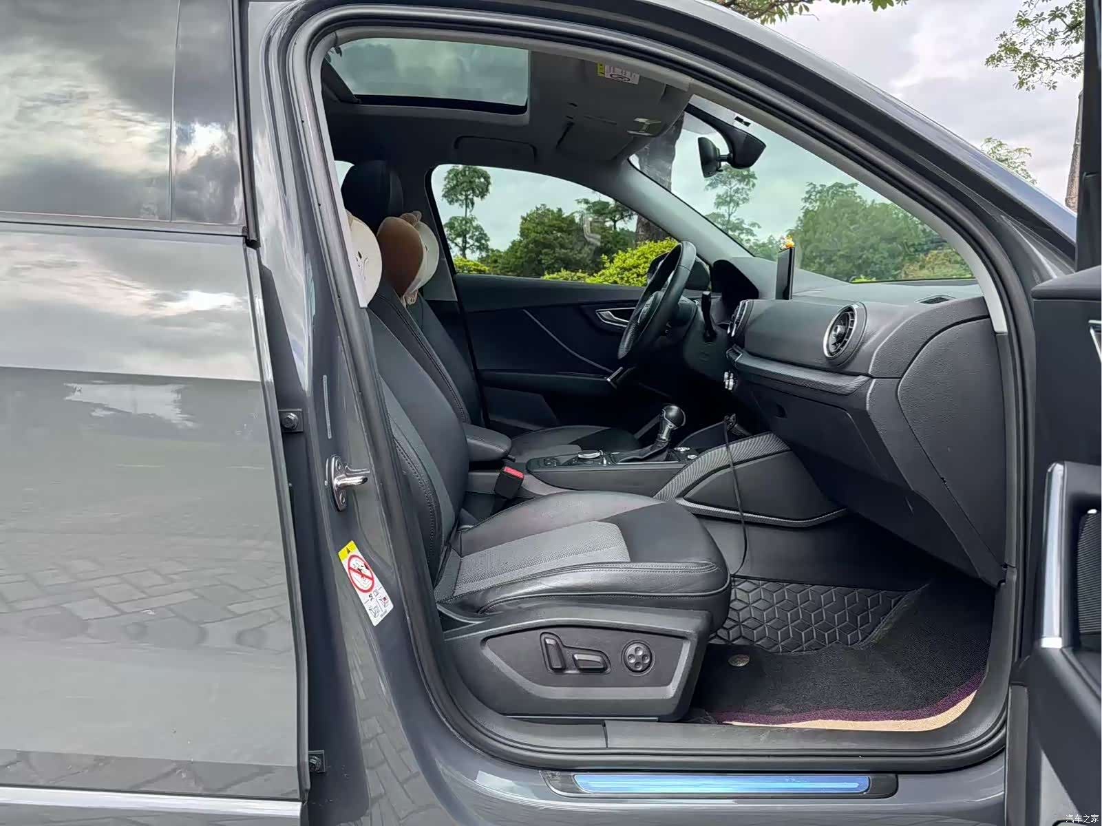 Audi Q2L, 2021 10