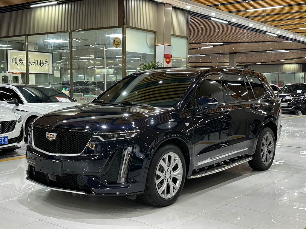 Cadillac XT6