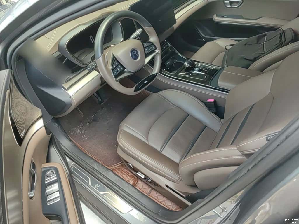 BYD Han, 2022 16