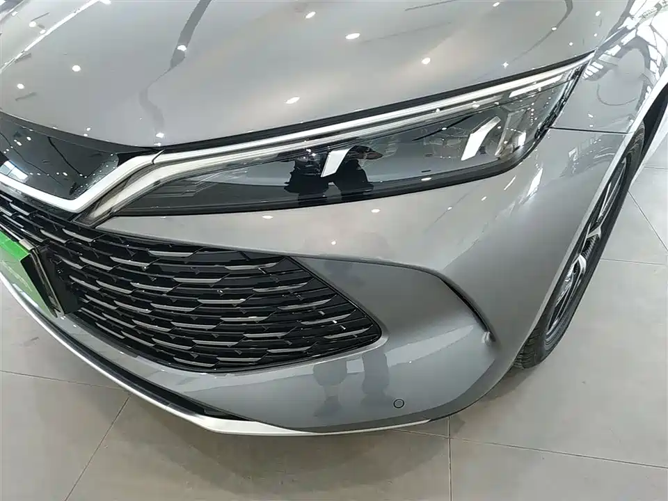 BYD Qin L