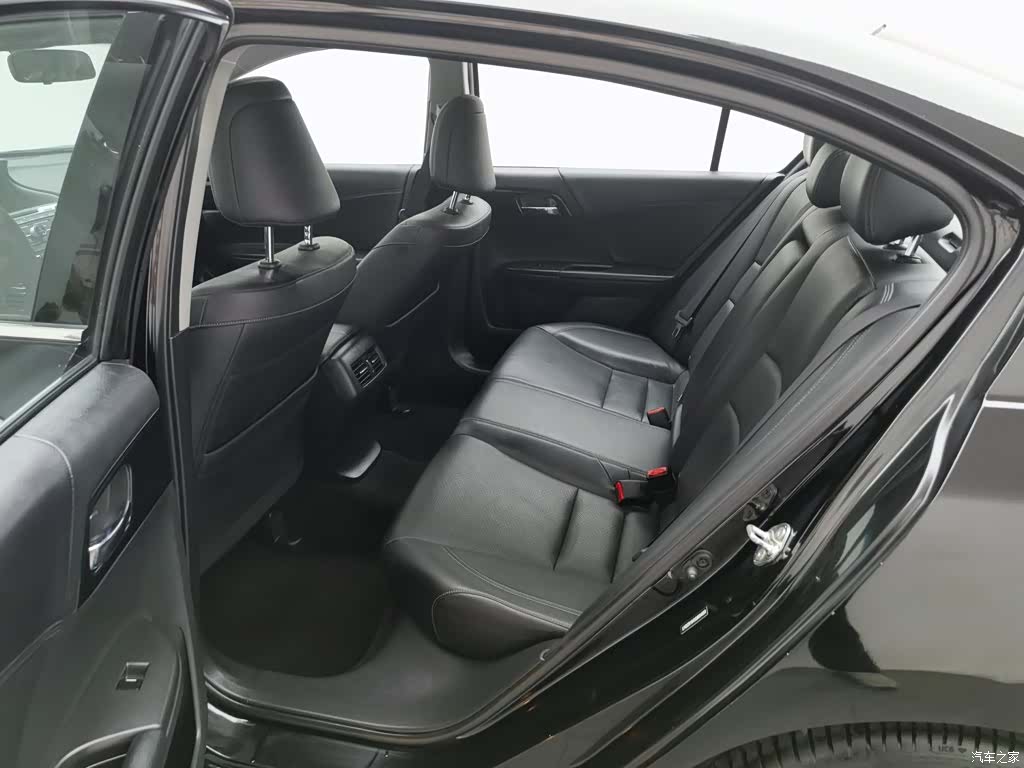 Honda Accord, 2016 15