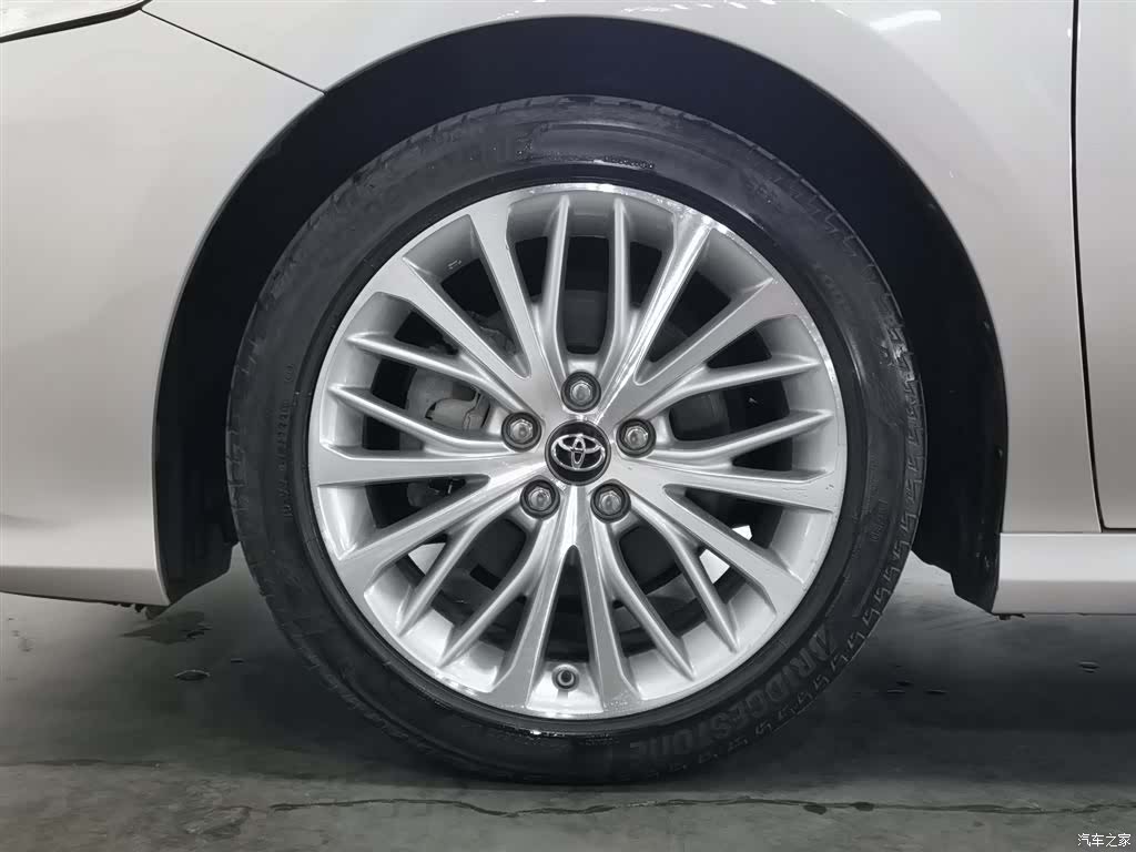 Toyota Camry, 2020 17
