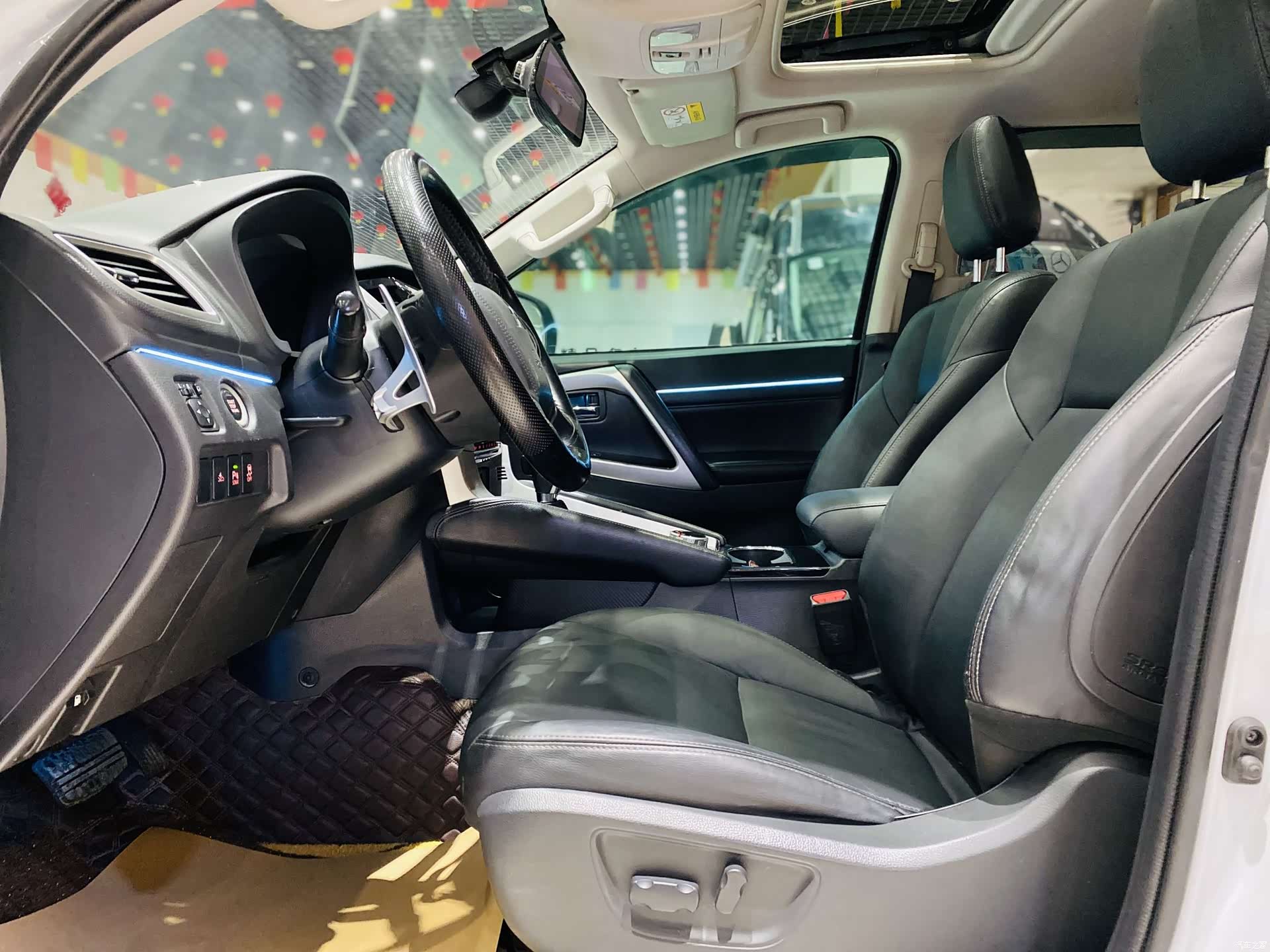 Mitsubishi Pajero, 2020 7