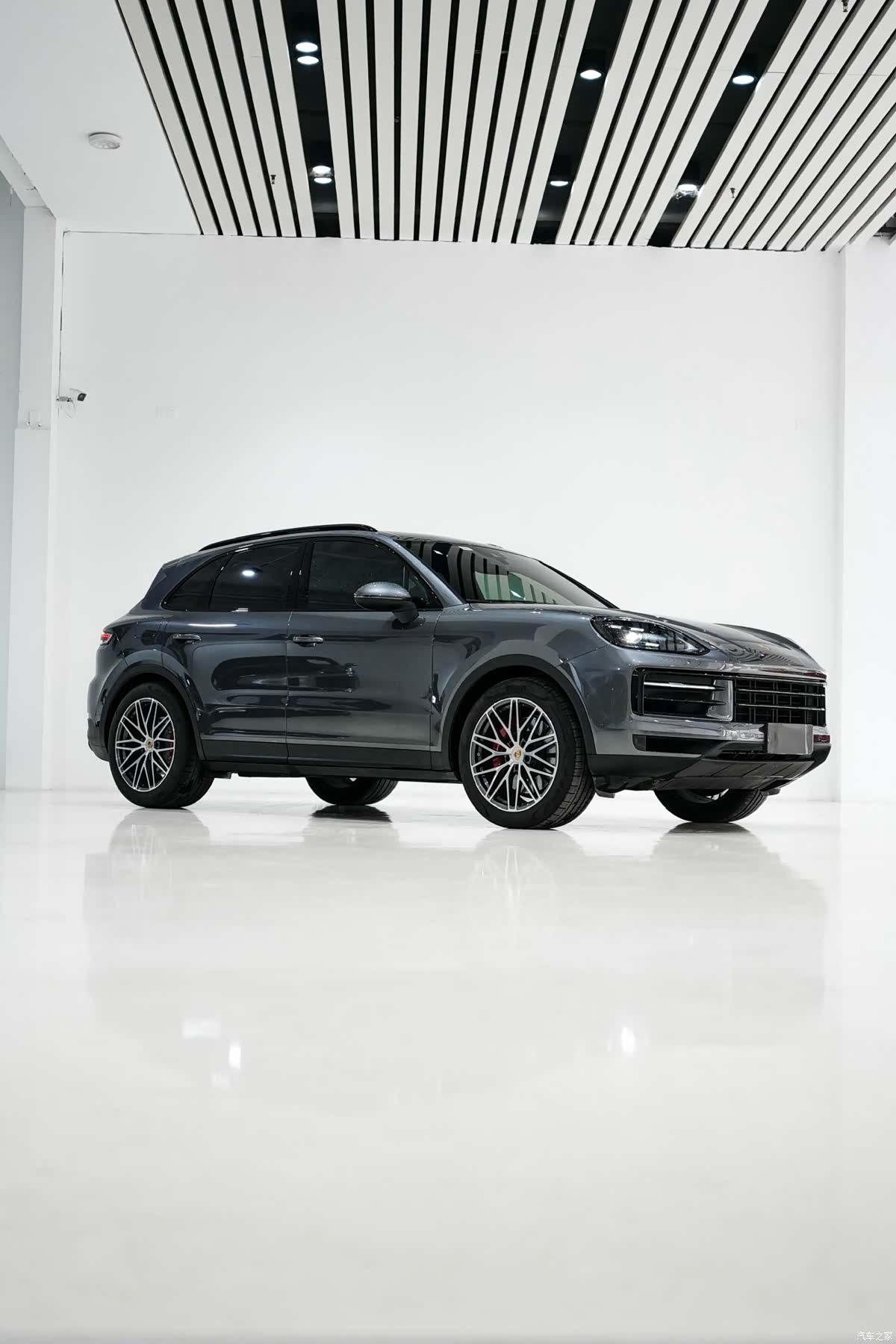 Porsche Cayenne, 2023 4