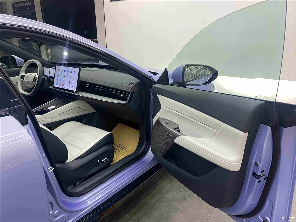 DongFeng eπ007, 2024 9
