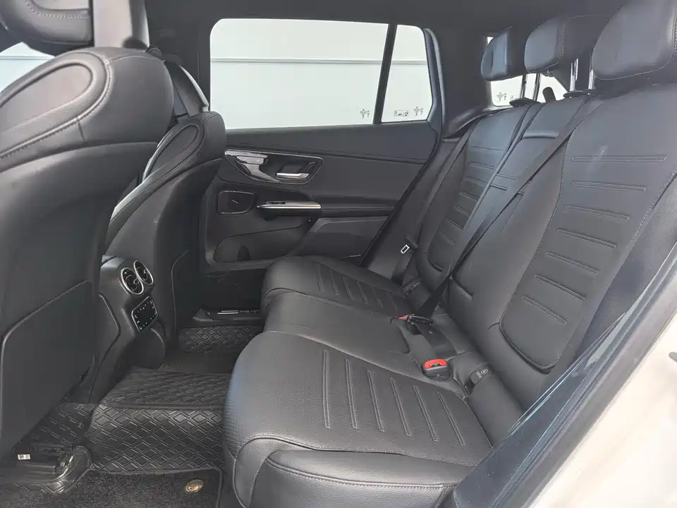 Mercedes-Benz GLC Mercedes-Benz GLC