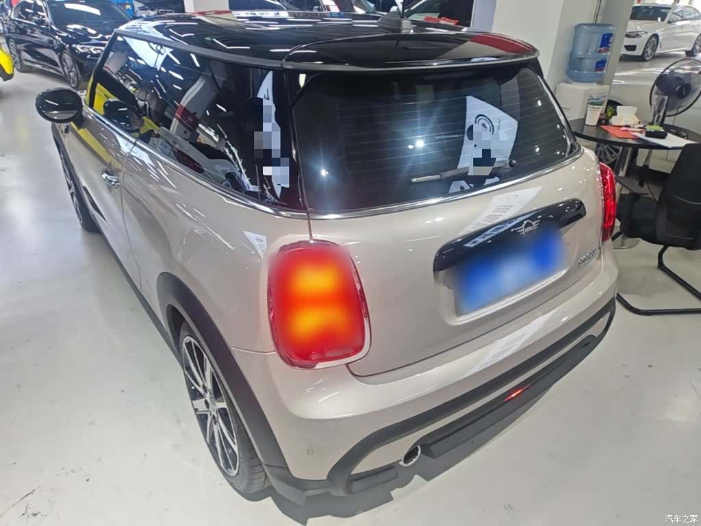 Mini Cooper, 2024 все фото