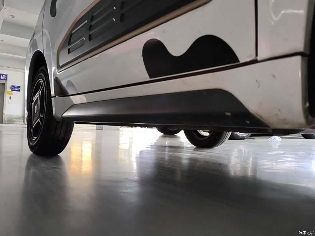 Wuling E200, 2022 21