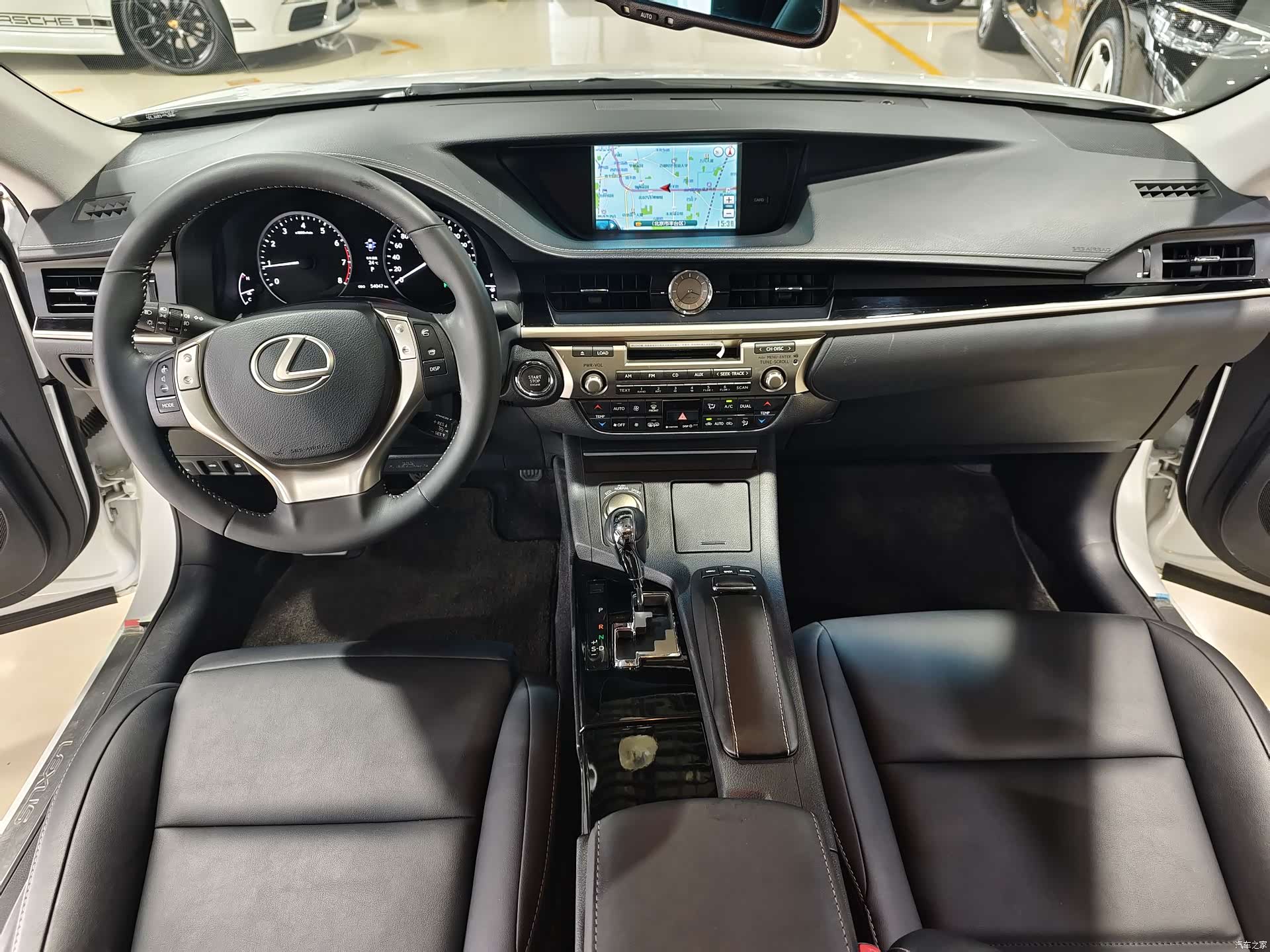 Lexus ES, 2014 10