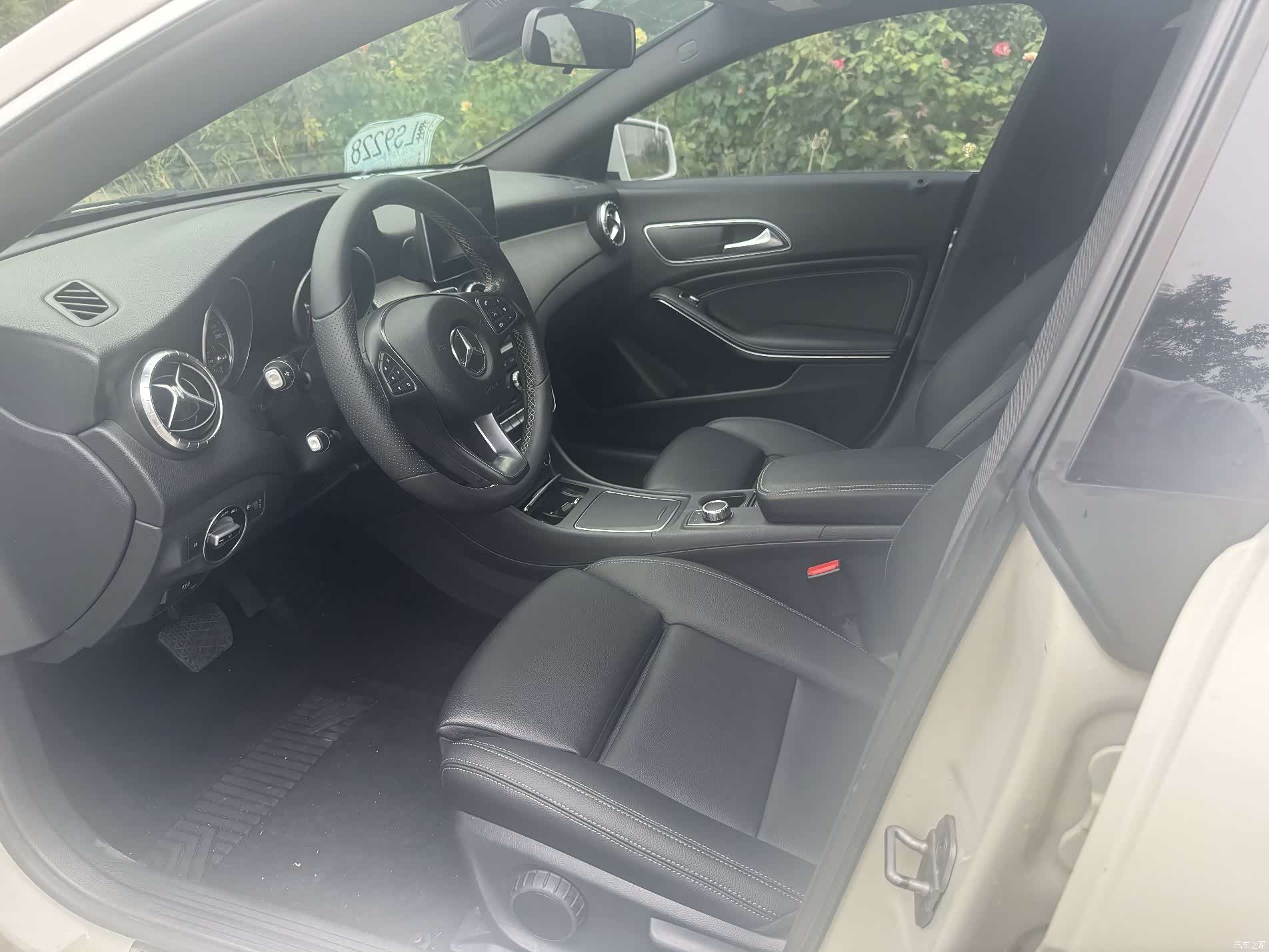 Mercedes-Benz CLA, 2017 11