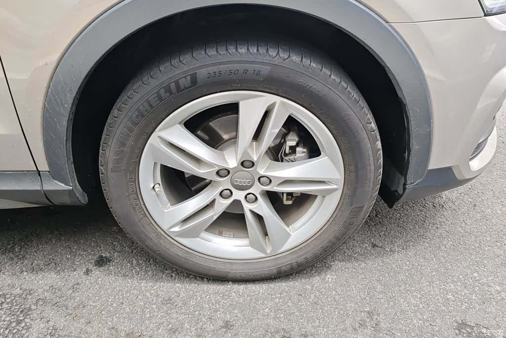 Audi Q3, 2019 6