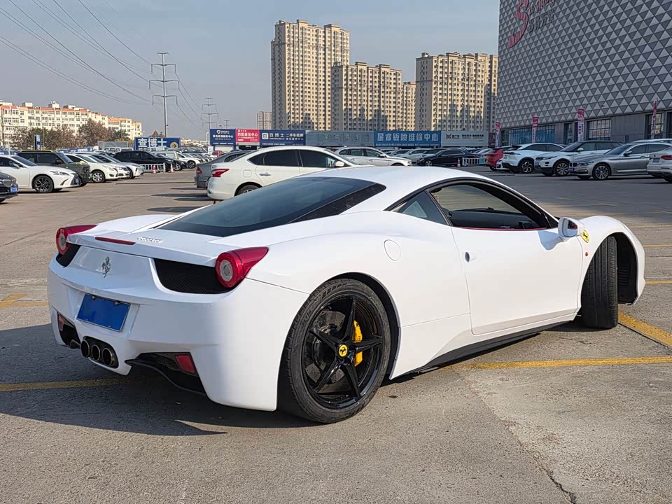 Ferrari 458
