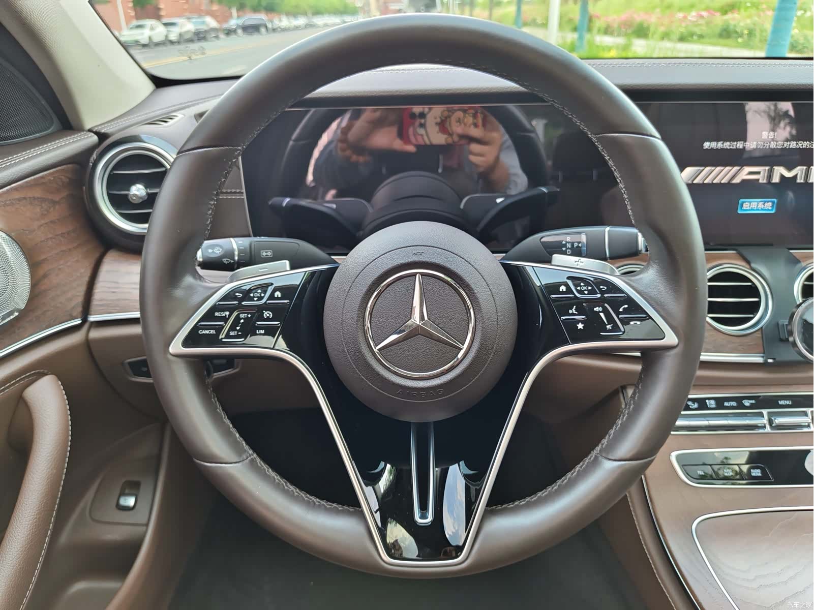 Mercedes-Benz E-Class, 2022 28