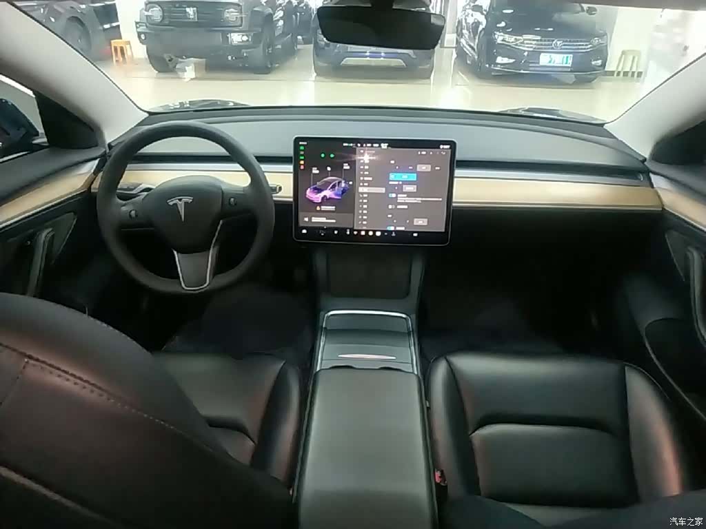 Tesla Model 3, 2022 10