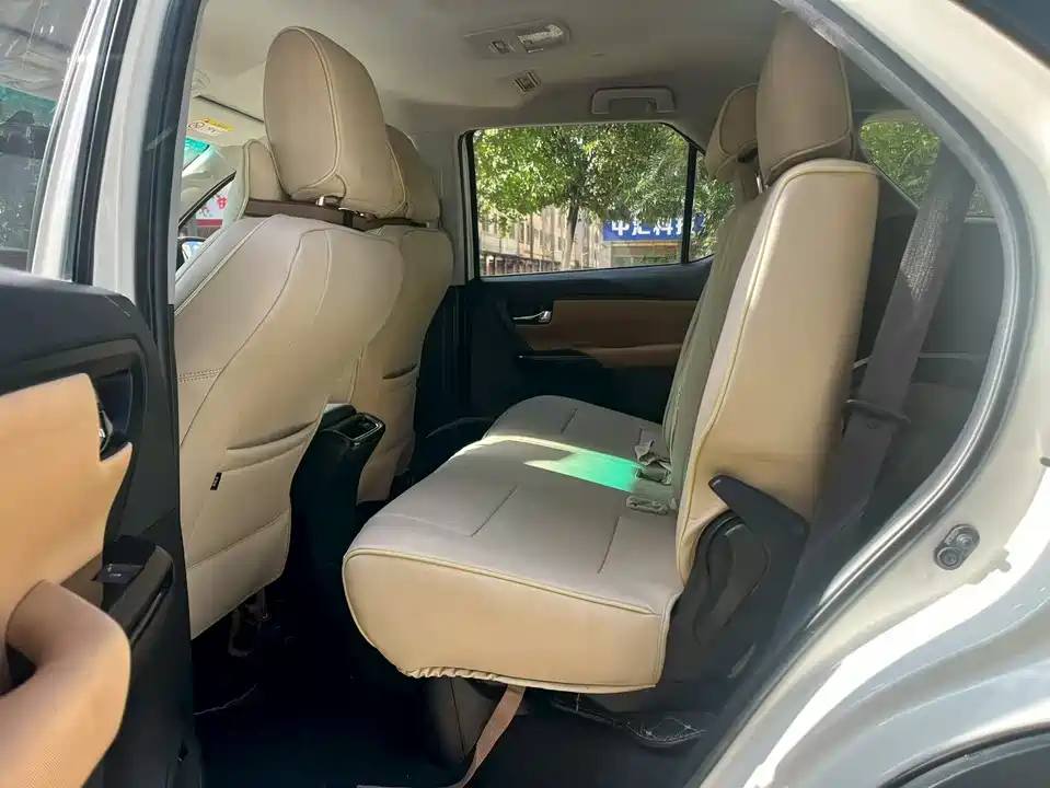 Toyota Fortuner Toyota Fortuner