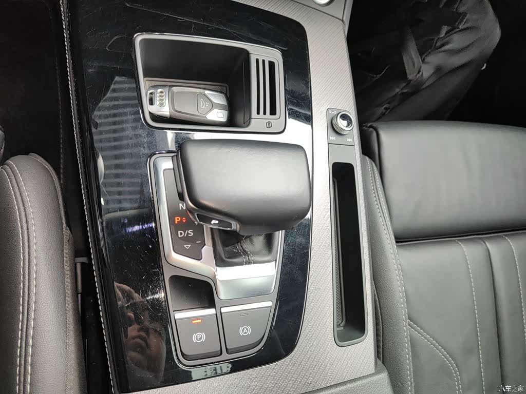 Audi Q5L, 2023 12