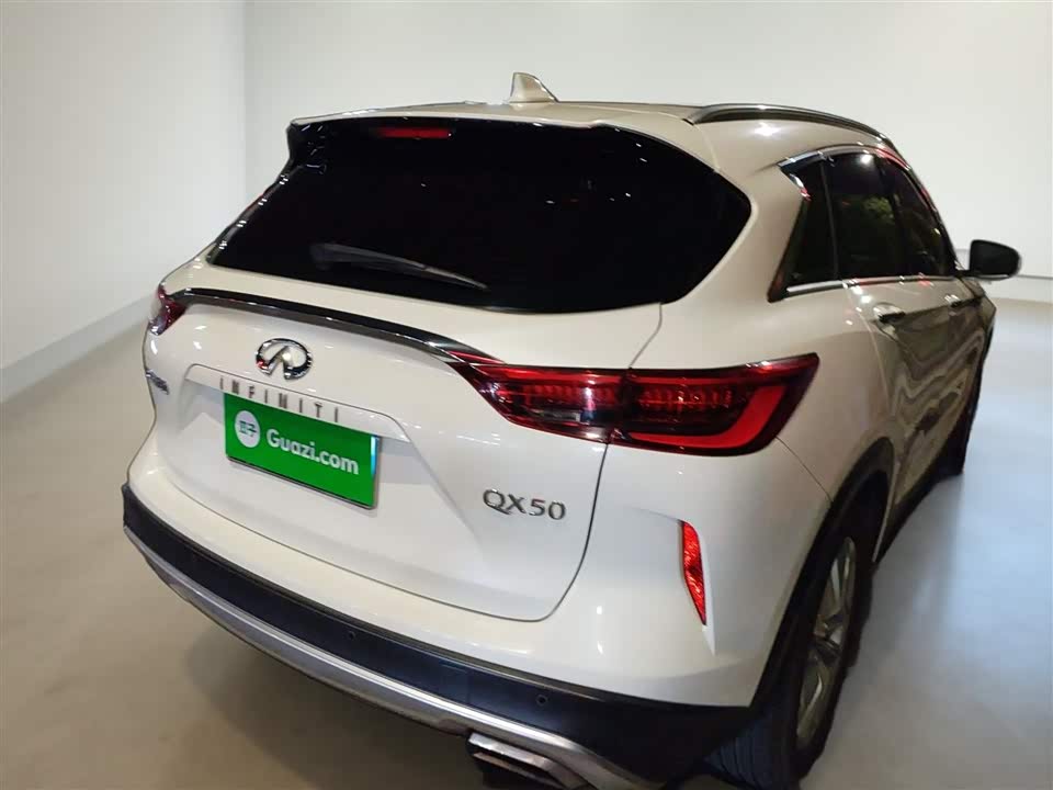 Infiniti QX50