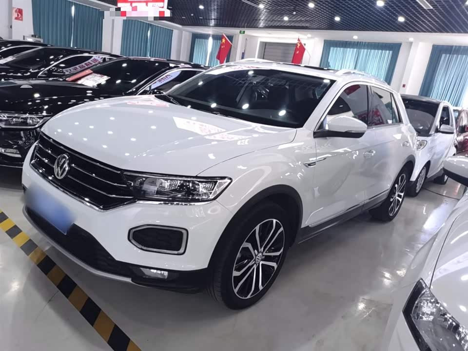 Volkswagen T-ROC exploring Songs