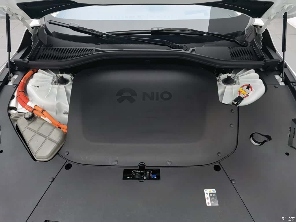 NIO ET7, 2023 6