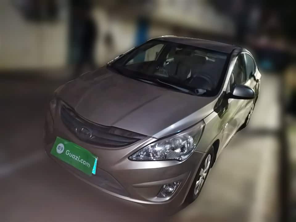 Hyundai Rena