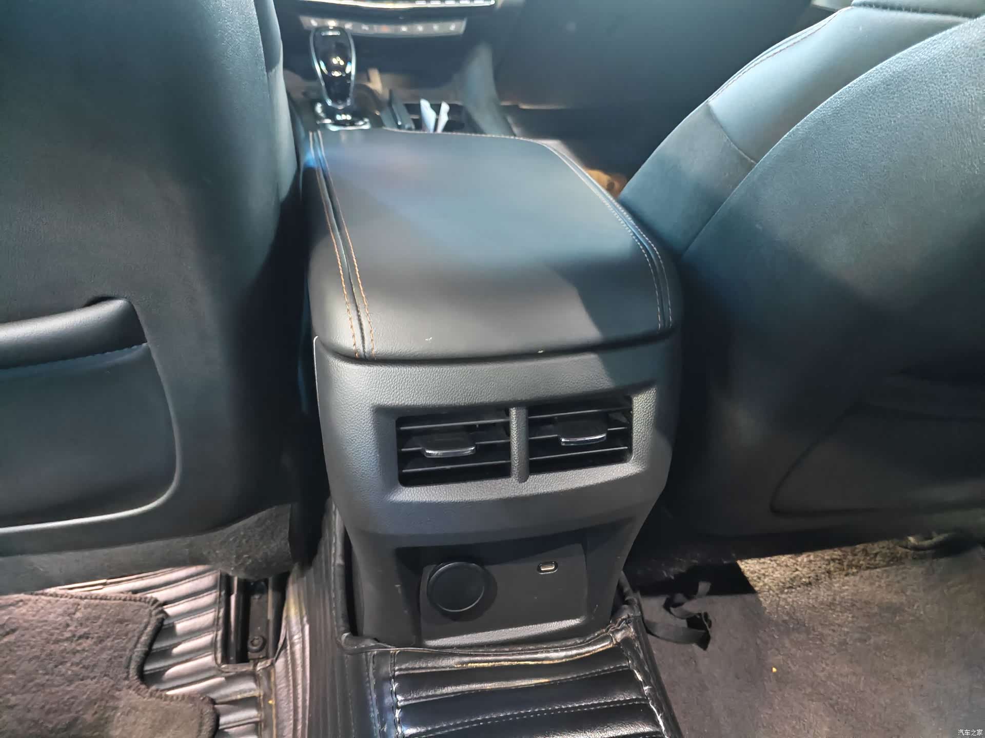 Cadillac CT5, 2021 10