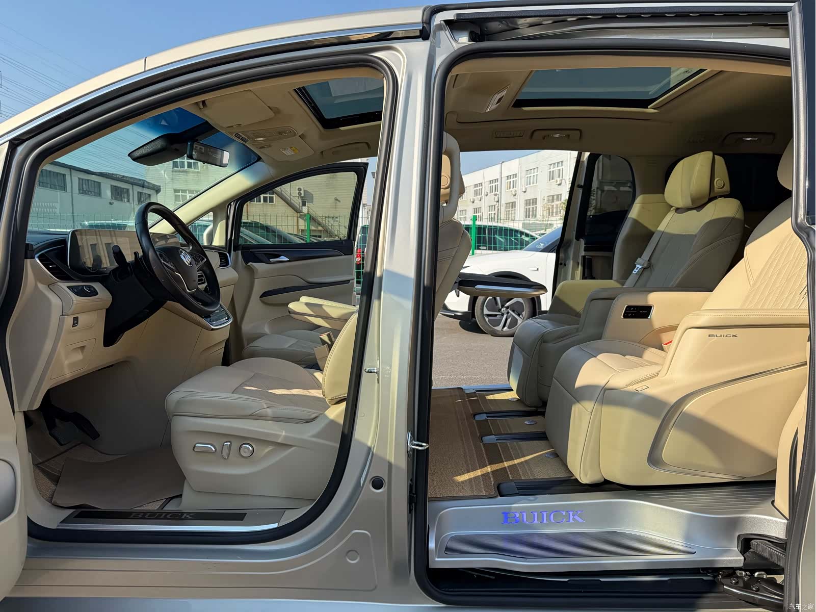 Buick GL8, 2022 29
