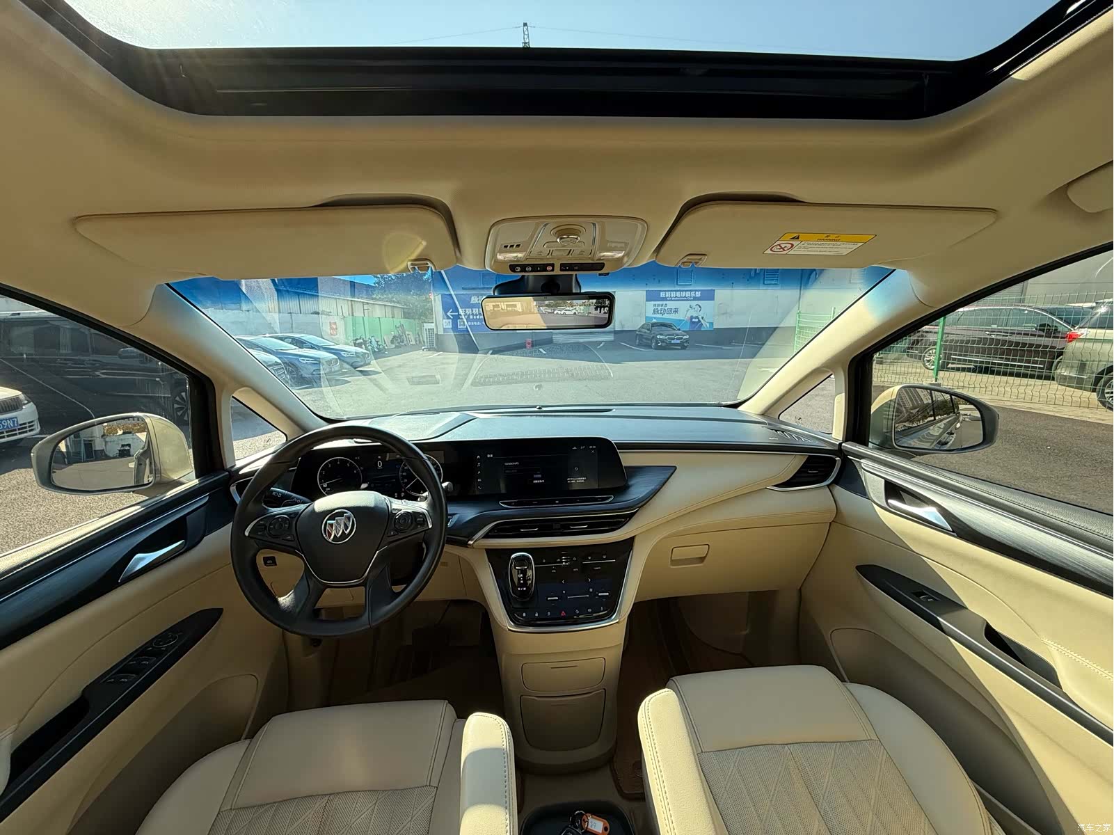Buick GL8, 2022 4