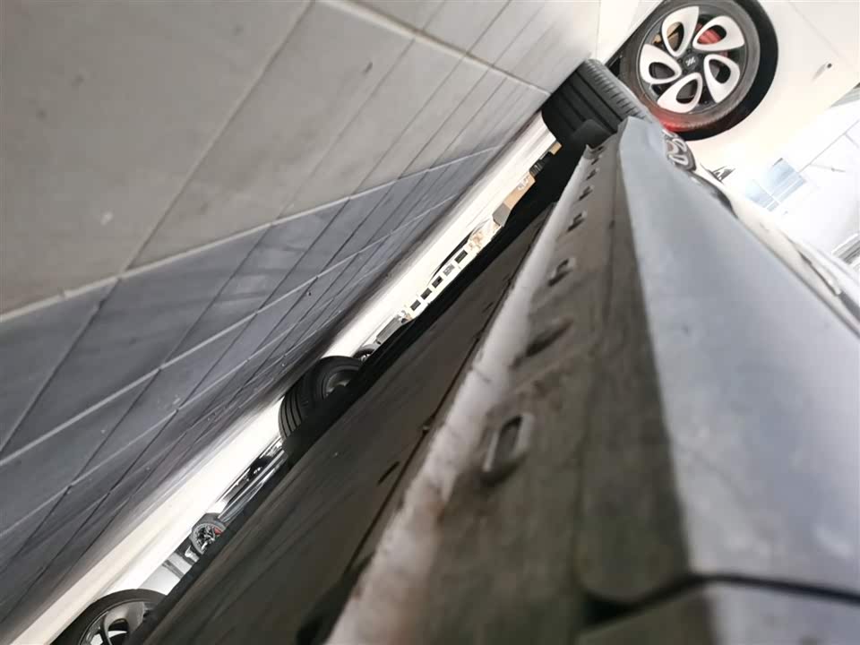 IM Motors Zhiji LS6 IM Motors Zhiji LS6