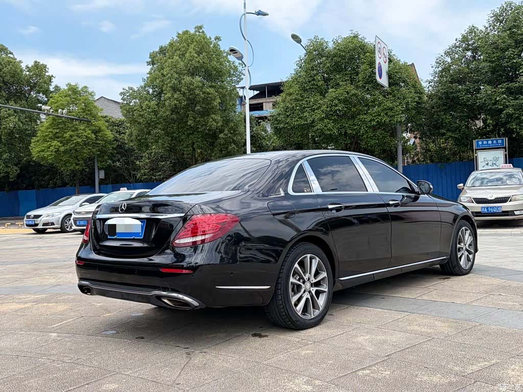 Mercedes-Benz E-Class, 2016 4