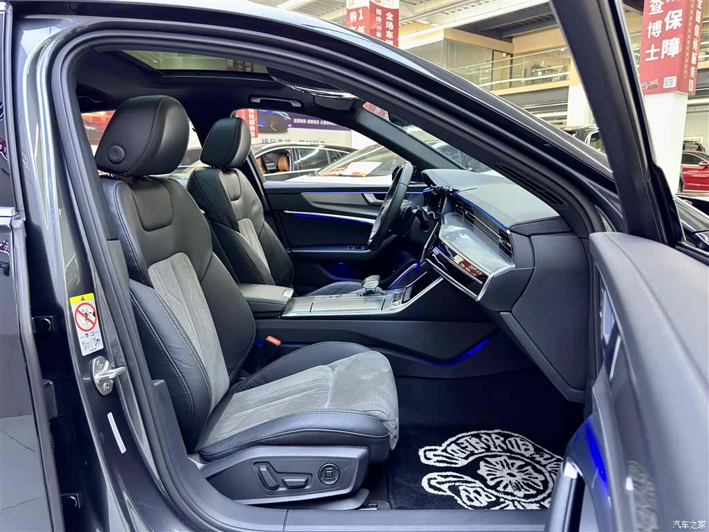 Audi A6L, 2020 все фото