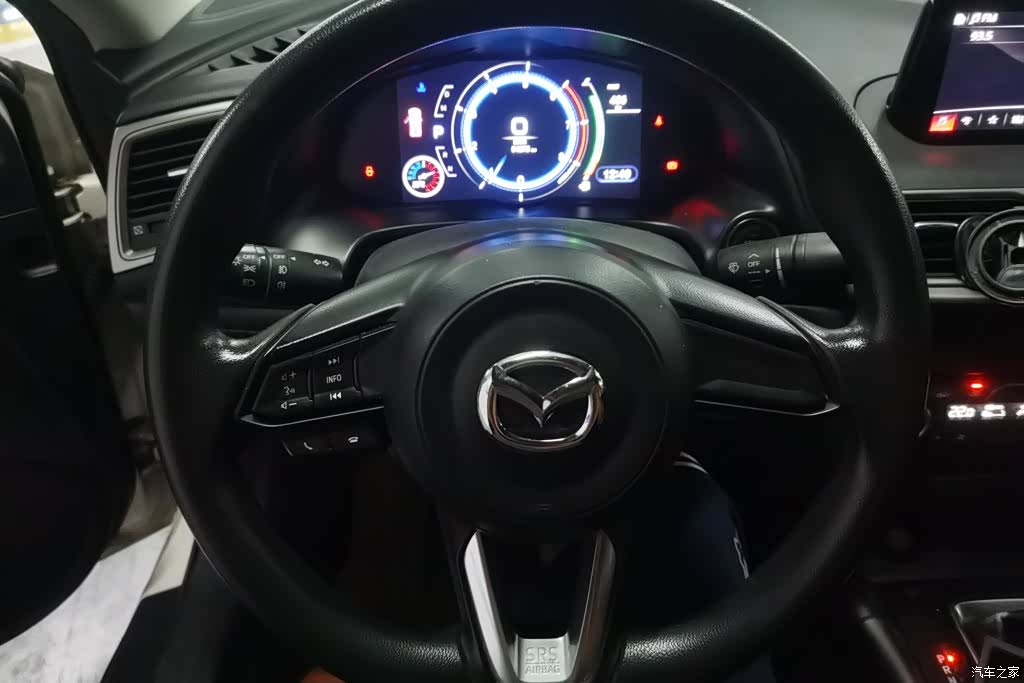 Mazda Mazda3, 2017 15