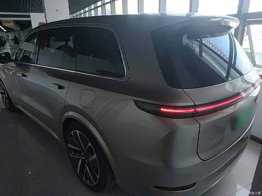 Li Auto L9, 2022 все фото