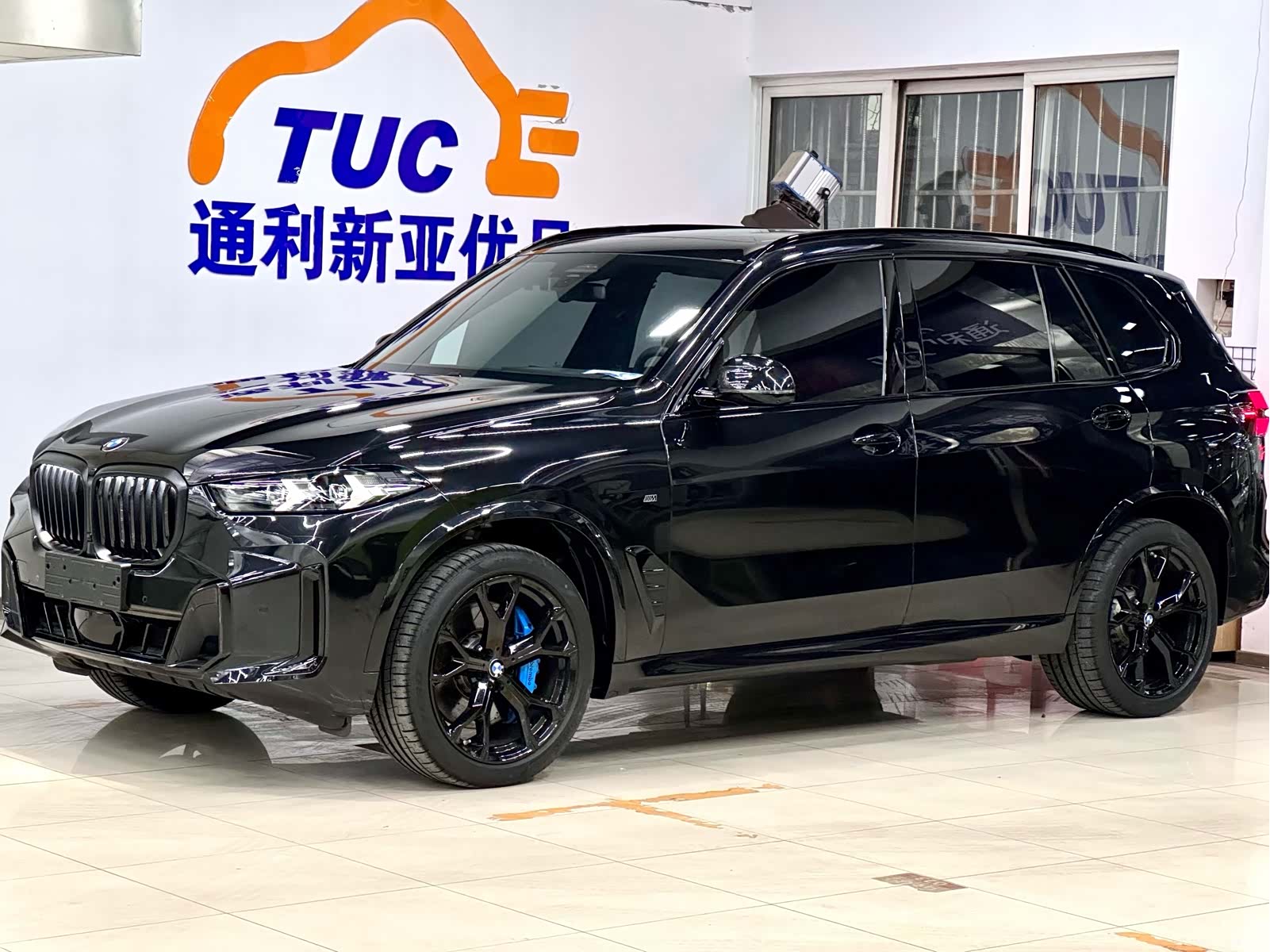 BMW X5, 2025 1