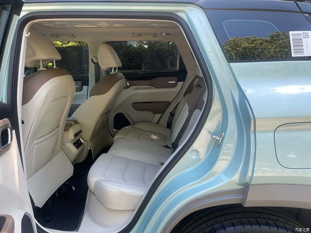 Geely Icon, 2022 12