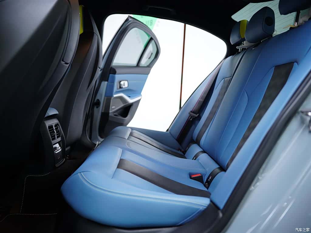 BMW M3, 2021 37