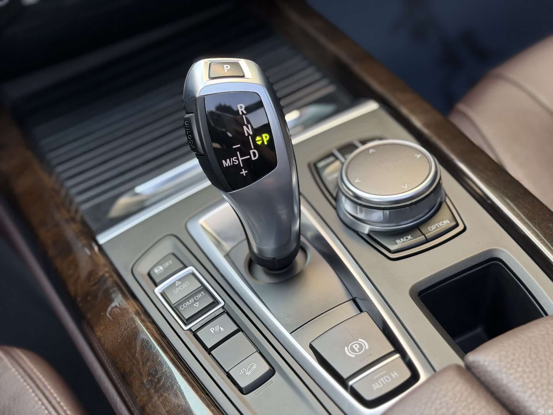 BMW X5, 2018 9