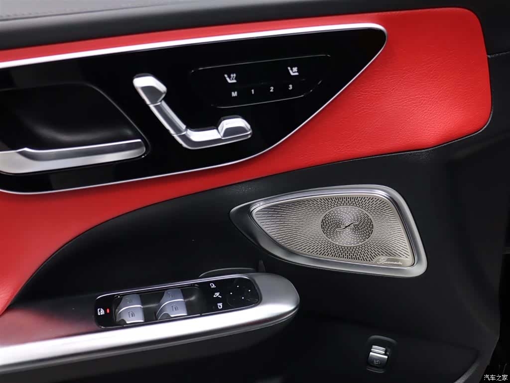 Mercedes-Benz C-Class, 2024 6