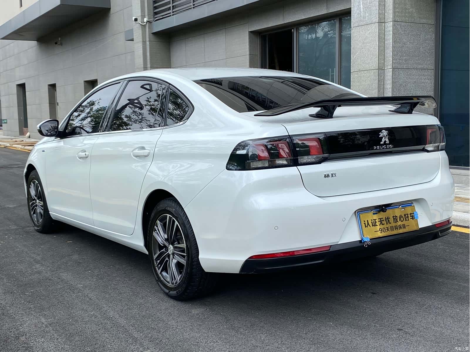 Peugeot 308, 2019 все фото