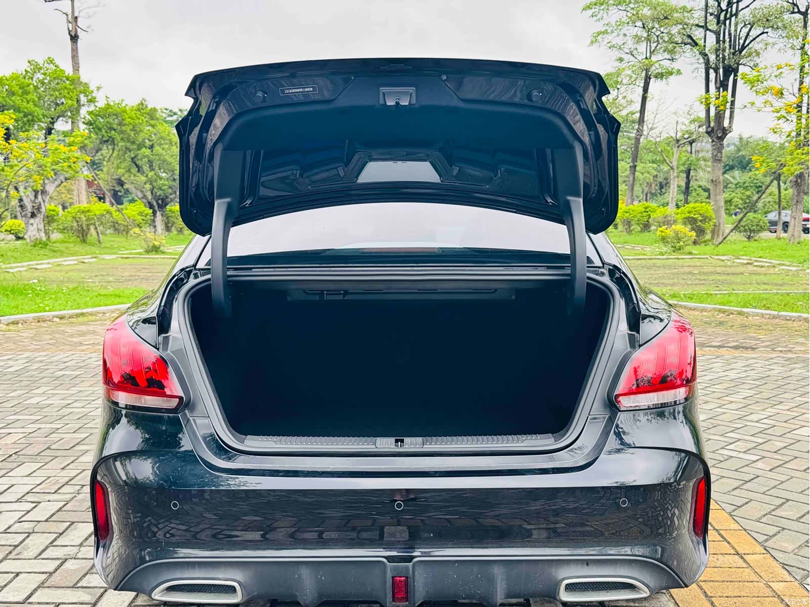 MG MG5, 2023 15