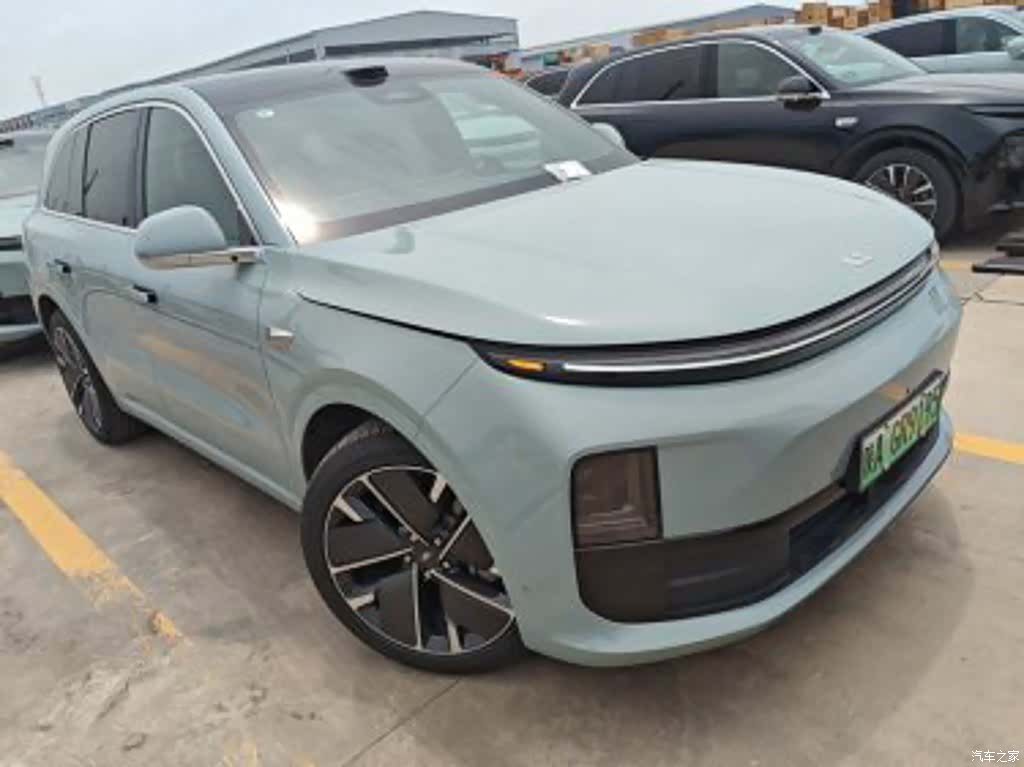 Li Auto L6, 2025 2
