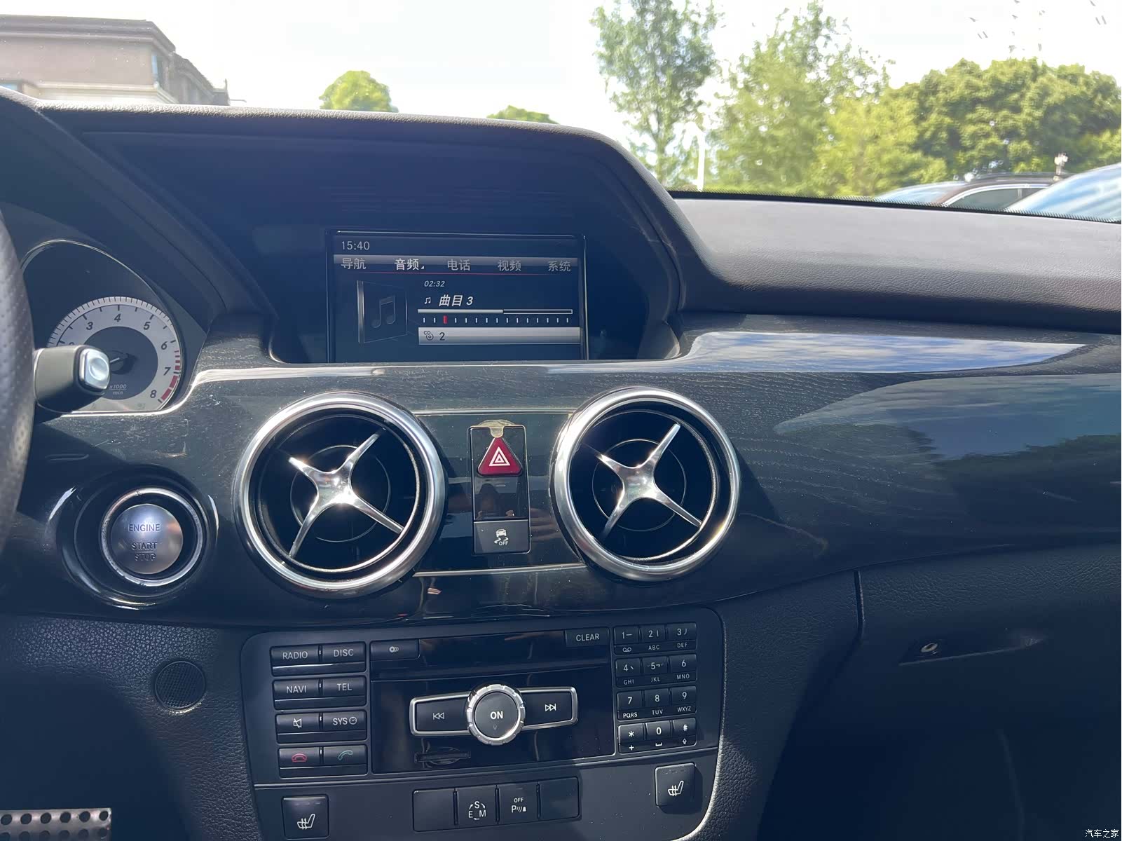 Mercedes-Benz GLK-Class, 2013 13