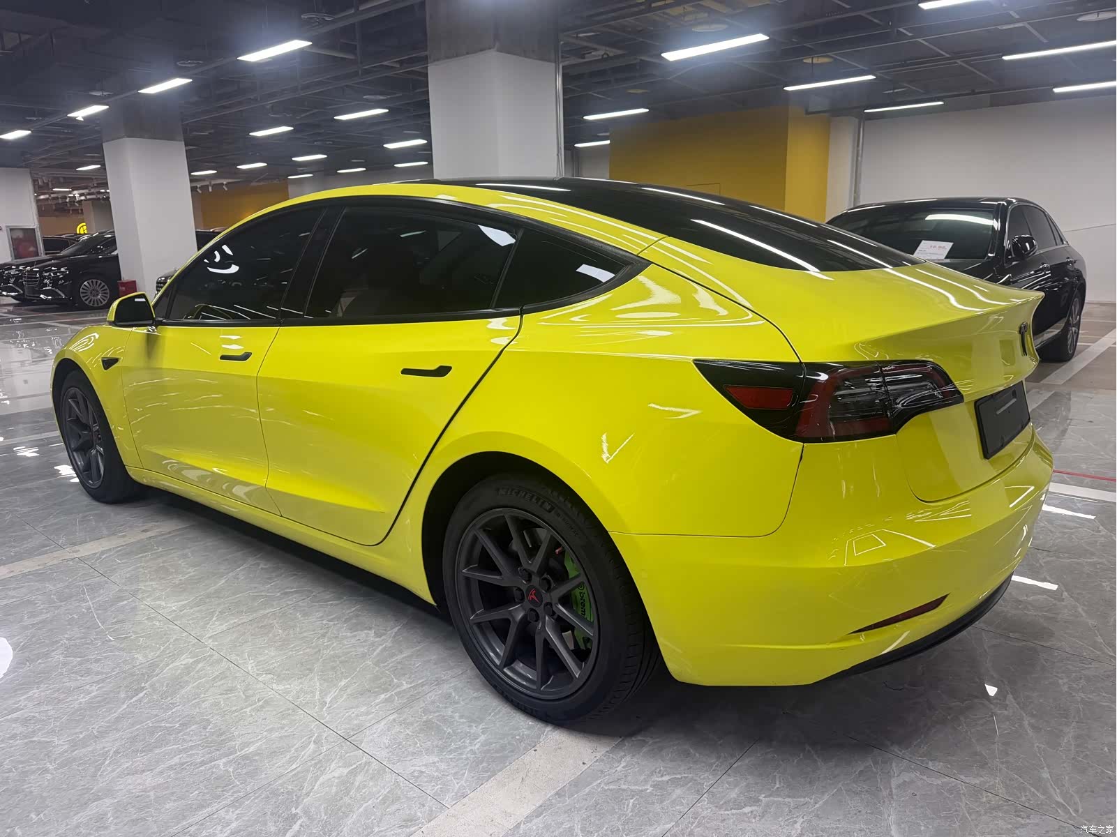 Tesla Model 3, 2023 17