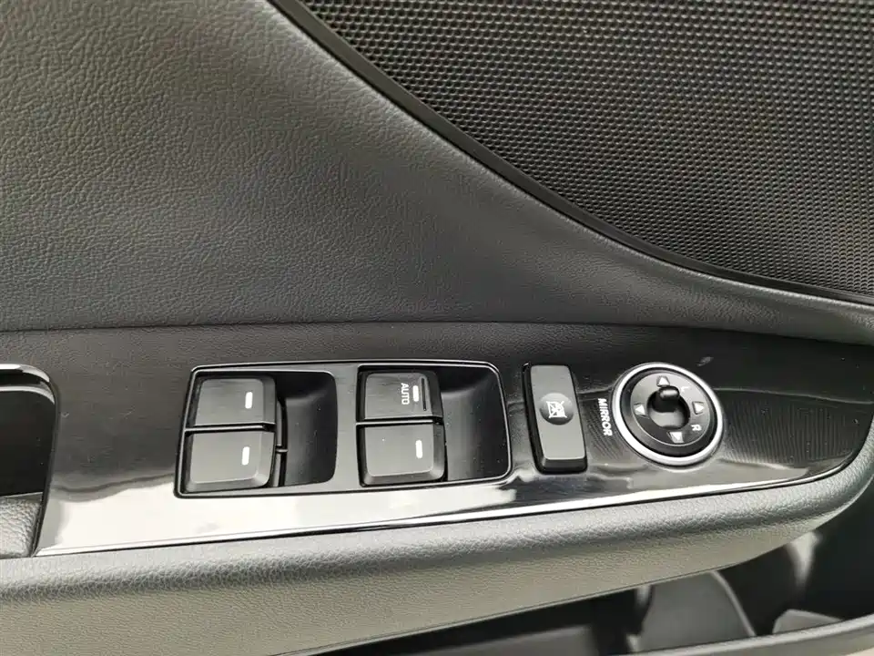 Hyundai Name picture