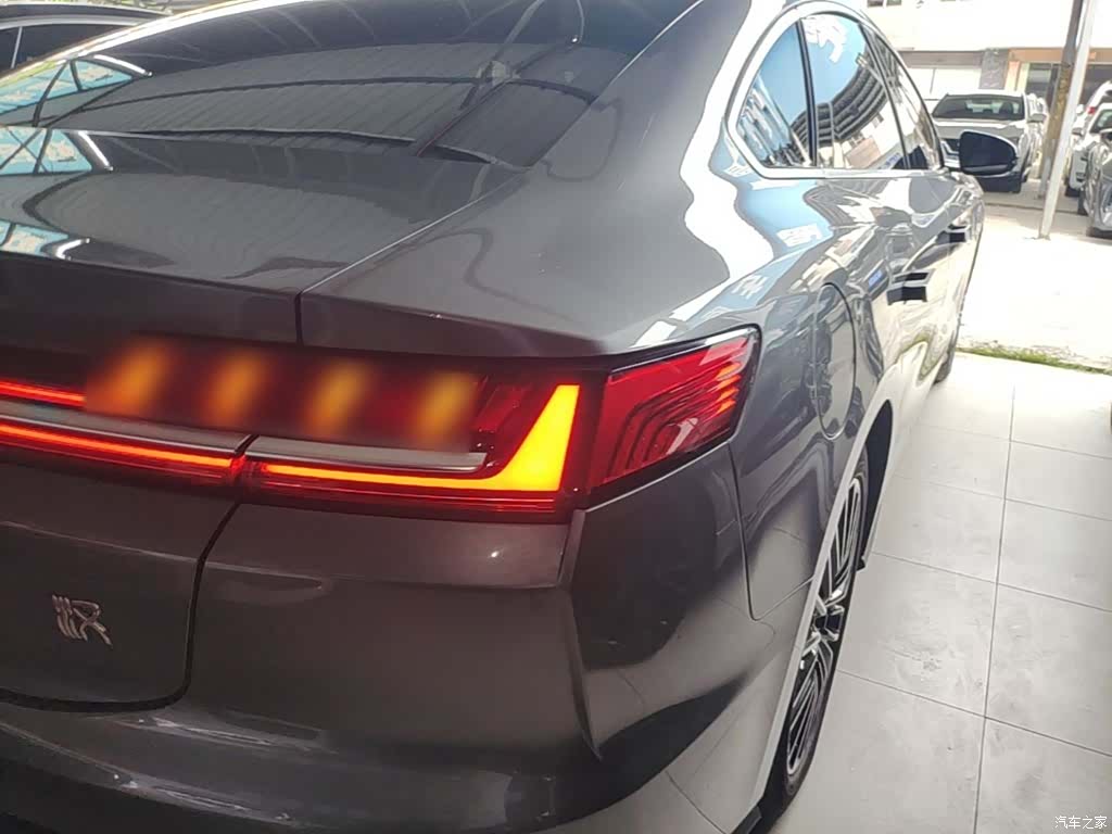 BYD Han, 2022 8