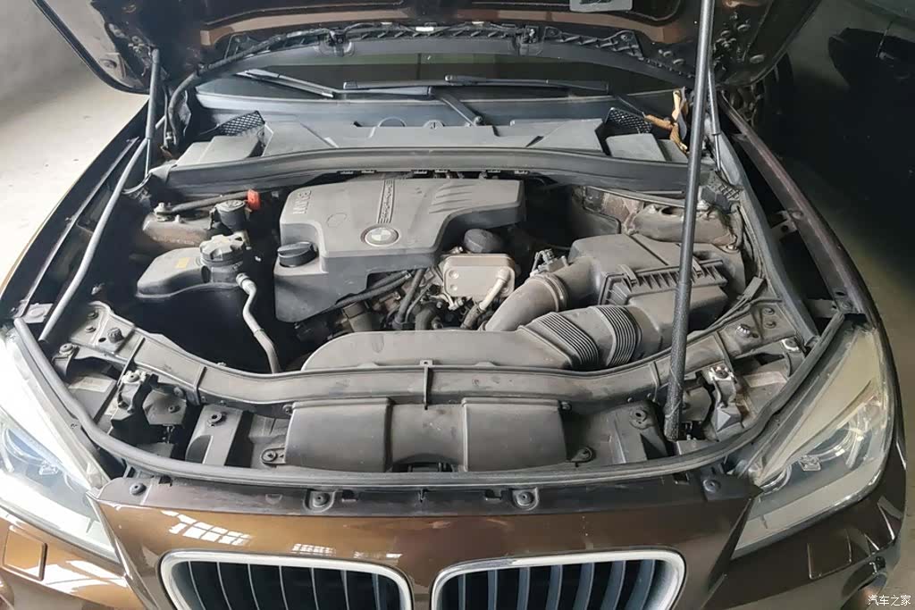 BMW X1, 2015 10